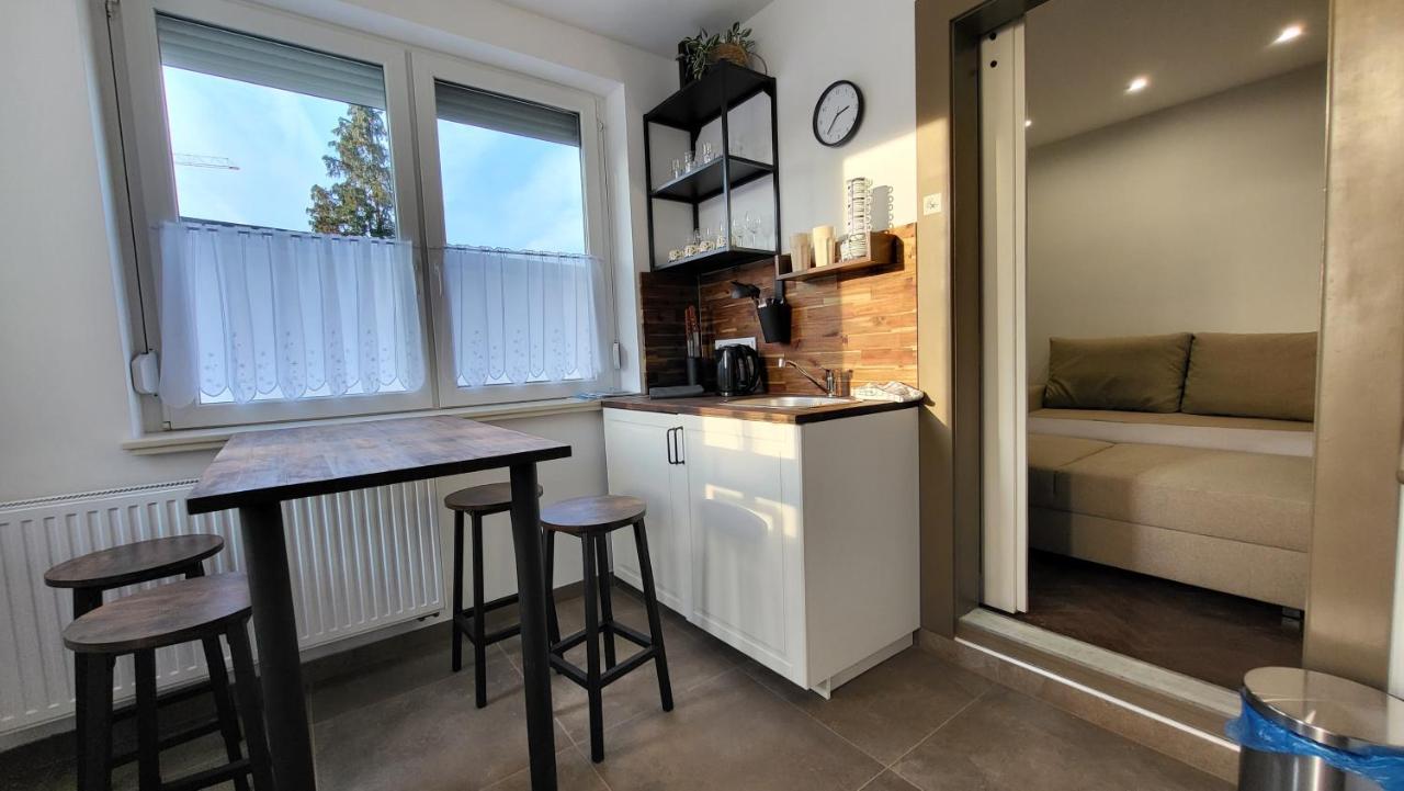 Relax Apartments Sarvar A2 Exterior foto